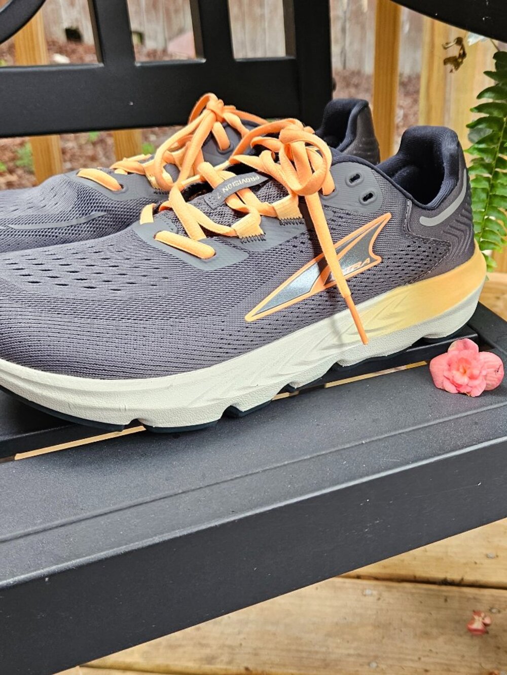 Altra Provision 7 Women’s Running Shoes Sz 9.5